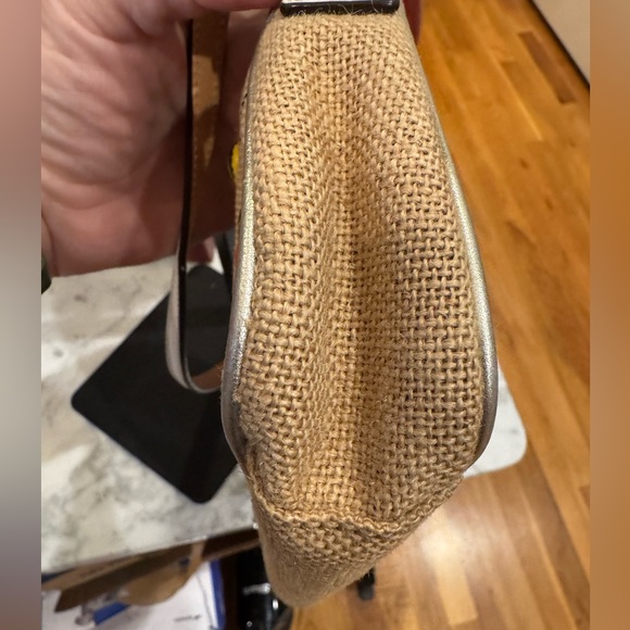 Coach - Limited Edition Y2K Straw Floral Bumble Bee Bag - EUC - 2005 - Picture 10 of 10